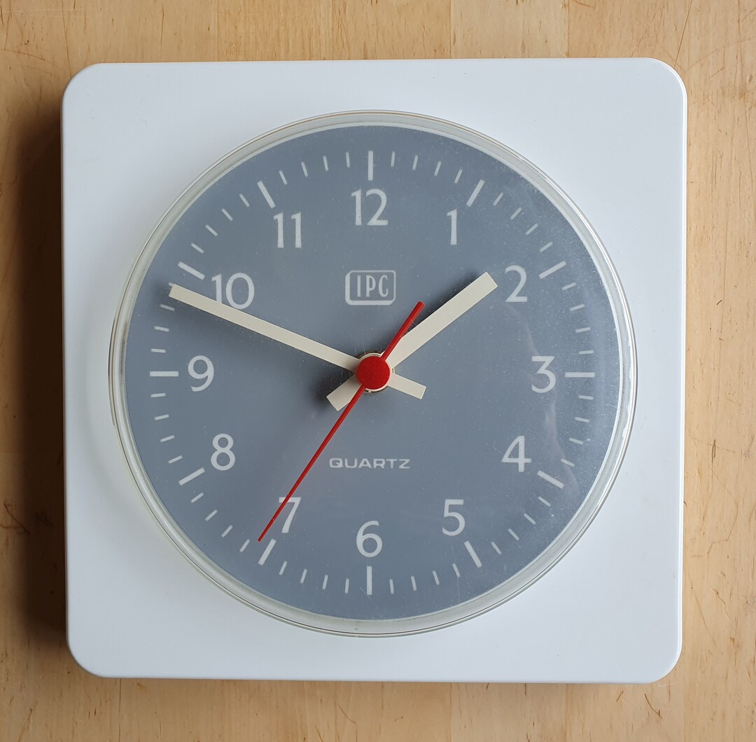 Post Modern Vintage Gray IPC Clock (working), Junghans Clockwork, 80s ...