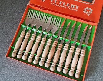 1970s steak flatware for 6, stainless steel with wooden handle (set of 12 in original box) Kingtsun