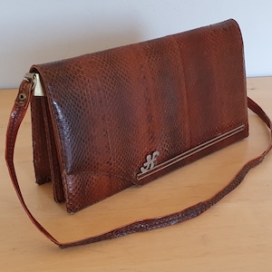 Schlangenhaut 70er Jahre Umhängetasche, JF, braun, Wildlederfutter, vintage 70er