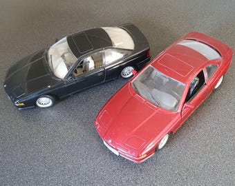 2 Maisto MBW's 850i, 1/18 model car, diecast car, maroon and black, 1990