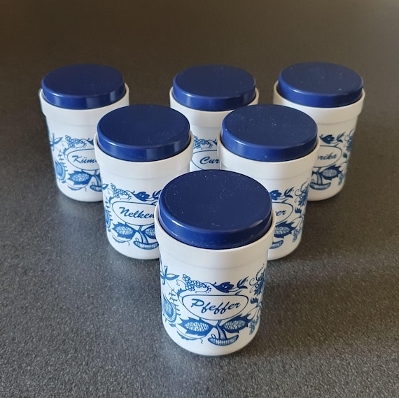 Blue Onion Spice Jars, Set of 6, Sonja Plastic GDR, Zwiebelmuster, Kobalt