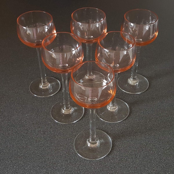 Vintage 1930s wine glasses, set of 6, with pink cups