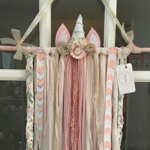 Unicorn bow holder.  Hair bow holder. Bow hanger, bow organizer, bow holder wall hanging, extra large bow holder, Hair bow hanger, hair clip
