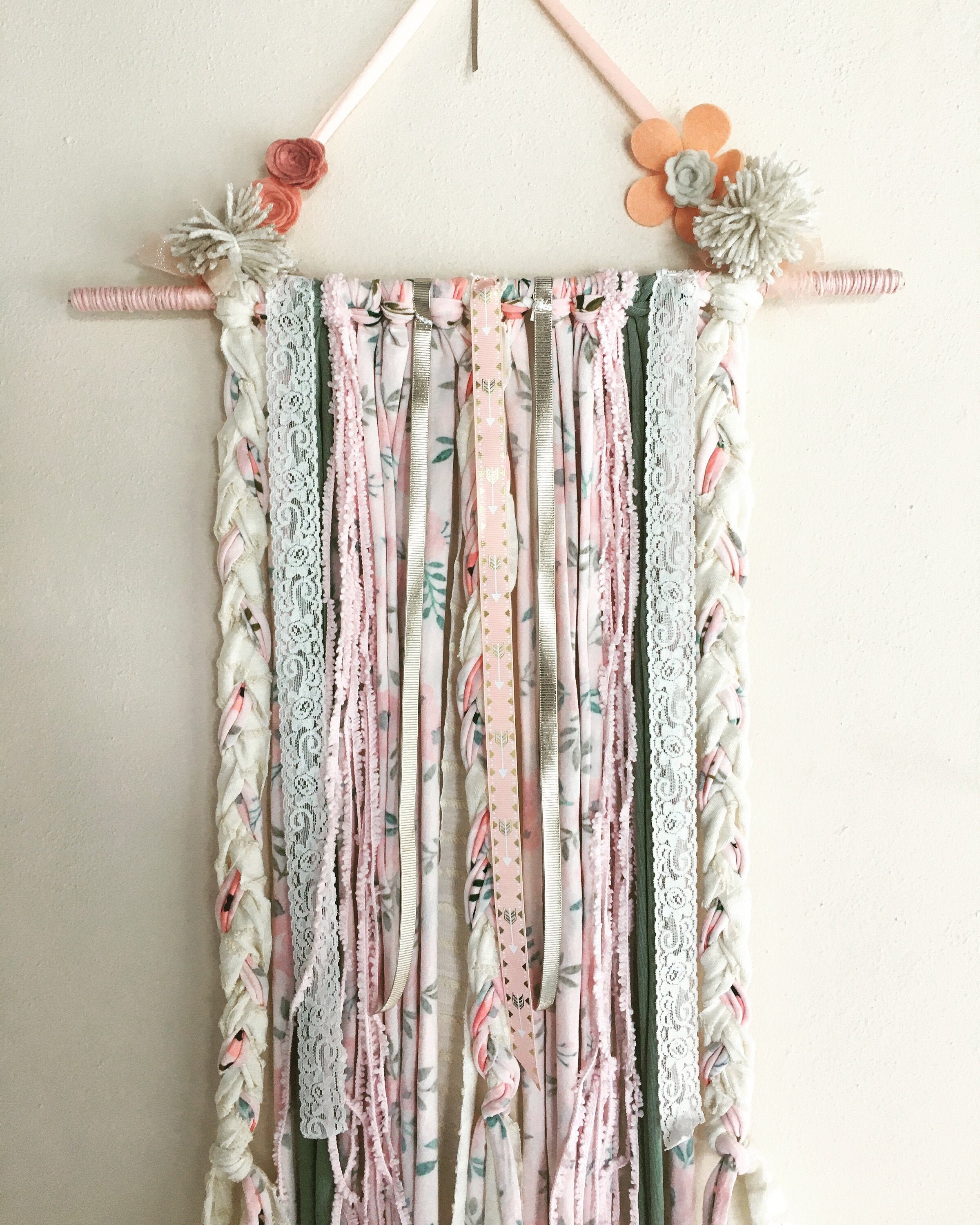 Green Spring Macrame Bow Holder Sage And Pink Hair Singapore - How To Hang Bows On The Wall