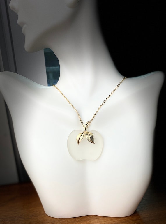 Vintage Apple pendant necklace by Avon, gold tone 