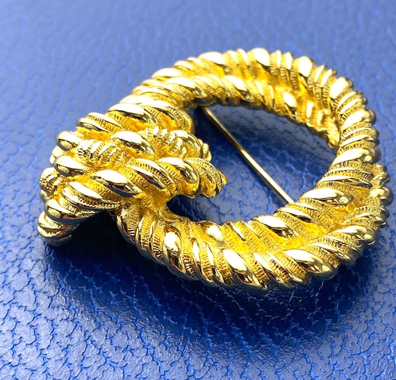 Christian Dior brooch pin rope knot- Gold plated … - image 4