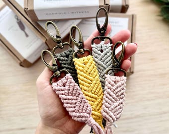 DIY Macrame Kit | Quinn Cotton Keychain | Video Tutorial & Pattern