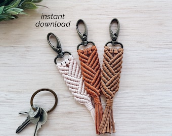 DIY Macrame Pattern | Quinn | Easy Paracord Keychain Instructions | Clear Photos | Beginner Macrame Tutorial PDF | Instant Download