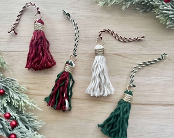 Wavy Macrame Tassel Ornament | Natural Holiday Decorations | Boho Christmas Decor | Wrapping Accessories