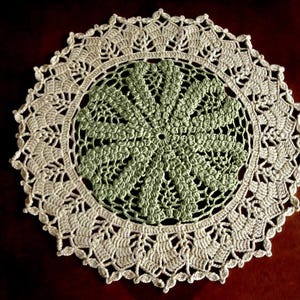 Vintage Crochet PATTERN Doily Crochet Placemat PATTERN Crochet Table Mat Crochet Doily Crochet Table Center Vintage Pattern in PDF
