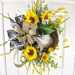 Everyday Farmhouse Wreath,  Kitchen Decor, Sunflower Wreath