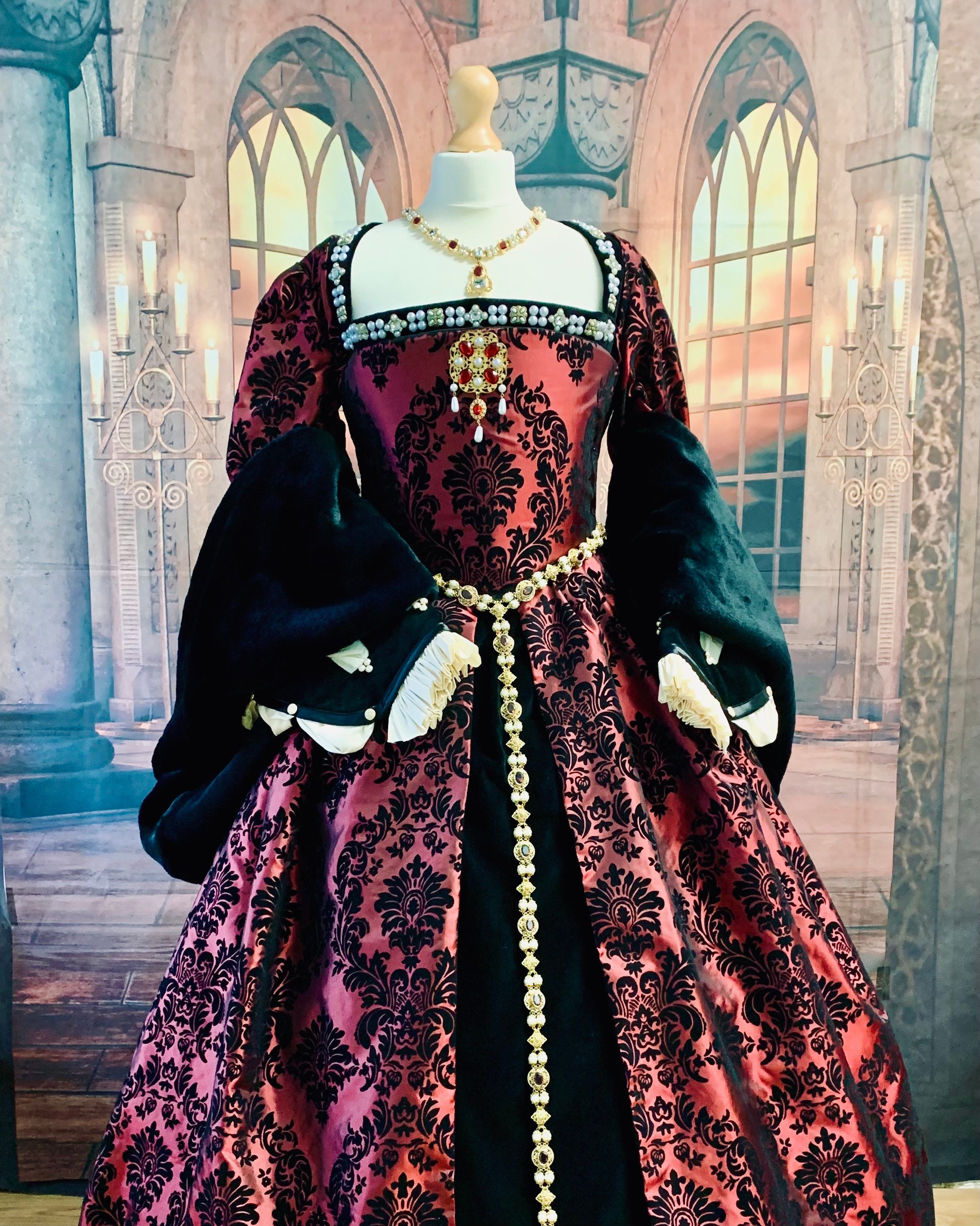 Tudor Gown Patterns