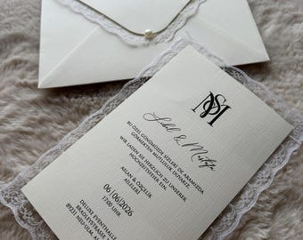 Invito Matrimonio in Acrilico Satinato con Foglia d'Oro, Busta Verde Bosco, Partecipazioni di Lusso Eleganti, Suite Matrimonio Smeraldo 2026
