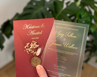 Inviti di nozze in acrilico trasparente con stampa in lamina d'oro, fiori secchi e nastro di raso – Design elegante