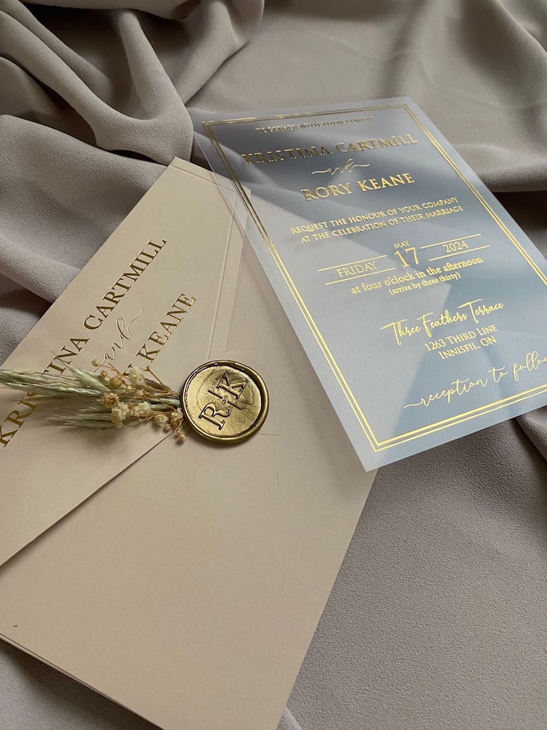 Elegante invitación de boda acrílica con detalles en lámina de oro, invitación de boda de lujo con estampado de lámina de rubor frustrada, invitación única de champán imagen 3