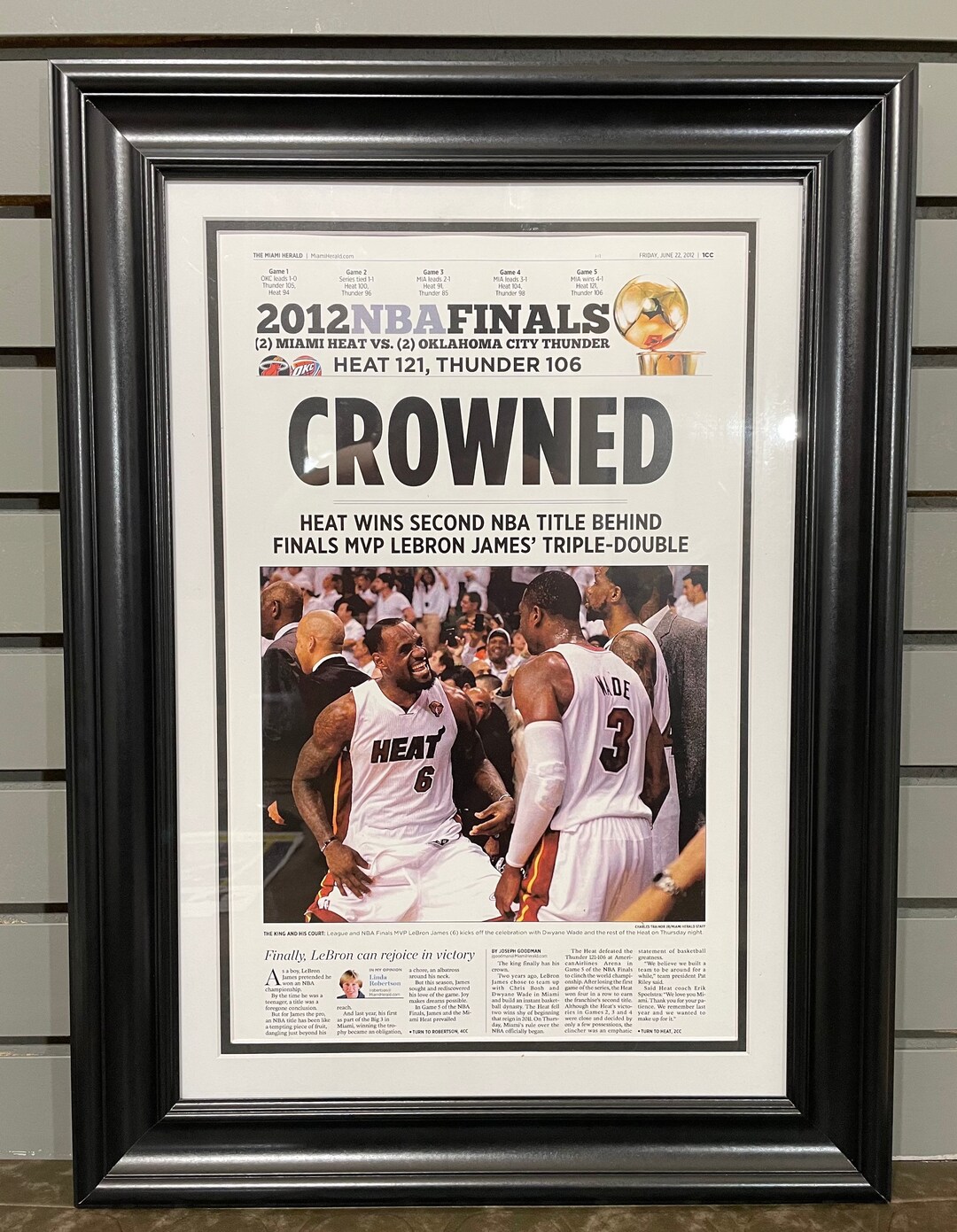 Framed The Miami Herald Heat Repeat 2013 NBA Finals Champions 17x27  Basketball Newspaper Cover Photo Professionally Matted at 's Sports  Collectibles Store