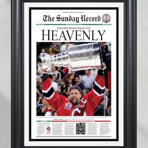 Impression de la page de couverture du journal 'HEAVENLY', champions de la Coupe Stanley des Devils du NJ 2000