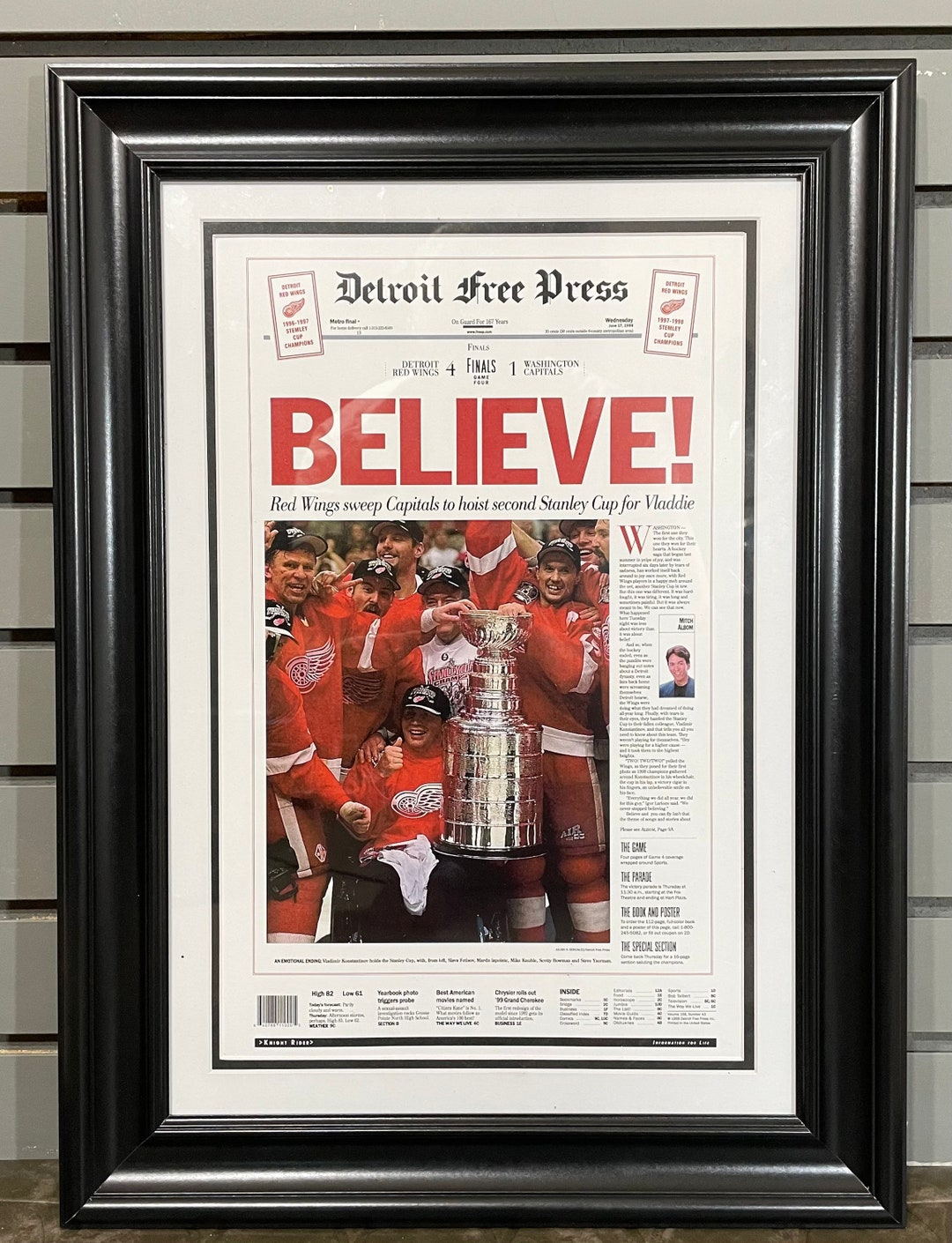 2008 Detroit Red Wings red Reign Stanley Cup Champions Framed Newspaper  Front Page Print 