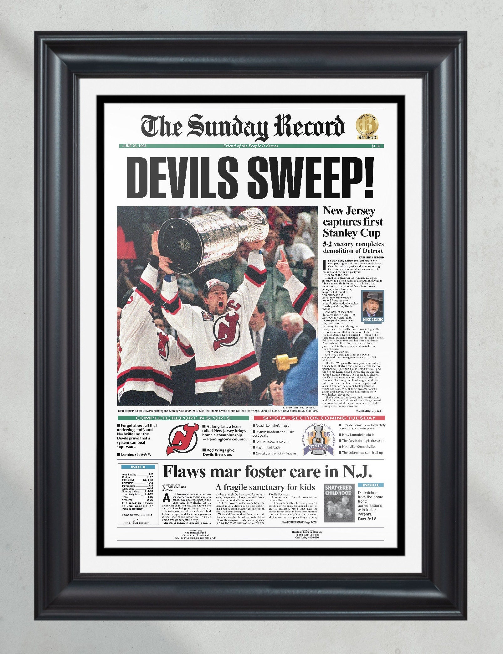 Men's Antigua White New Jersey Devils Victory Pullover Sweatshirt Size: Medium