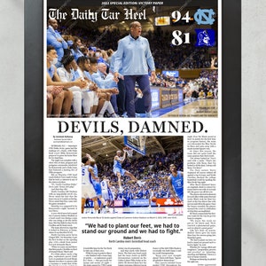 Puede incluir: Un titular de peri&oacute;dico dice "Devils, Damned." con una foto de un jugador de baloncesto en el aire, un entrenador dando un discurso y un marcador de 94-81. La cita del entrenador es: "We had to plant our feet, we had to stand our ground and we had to fight."