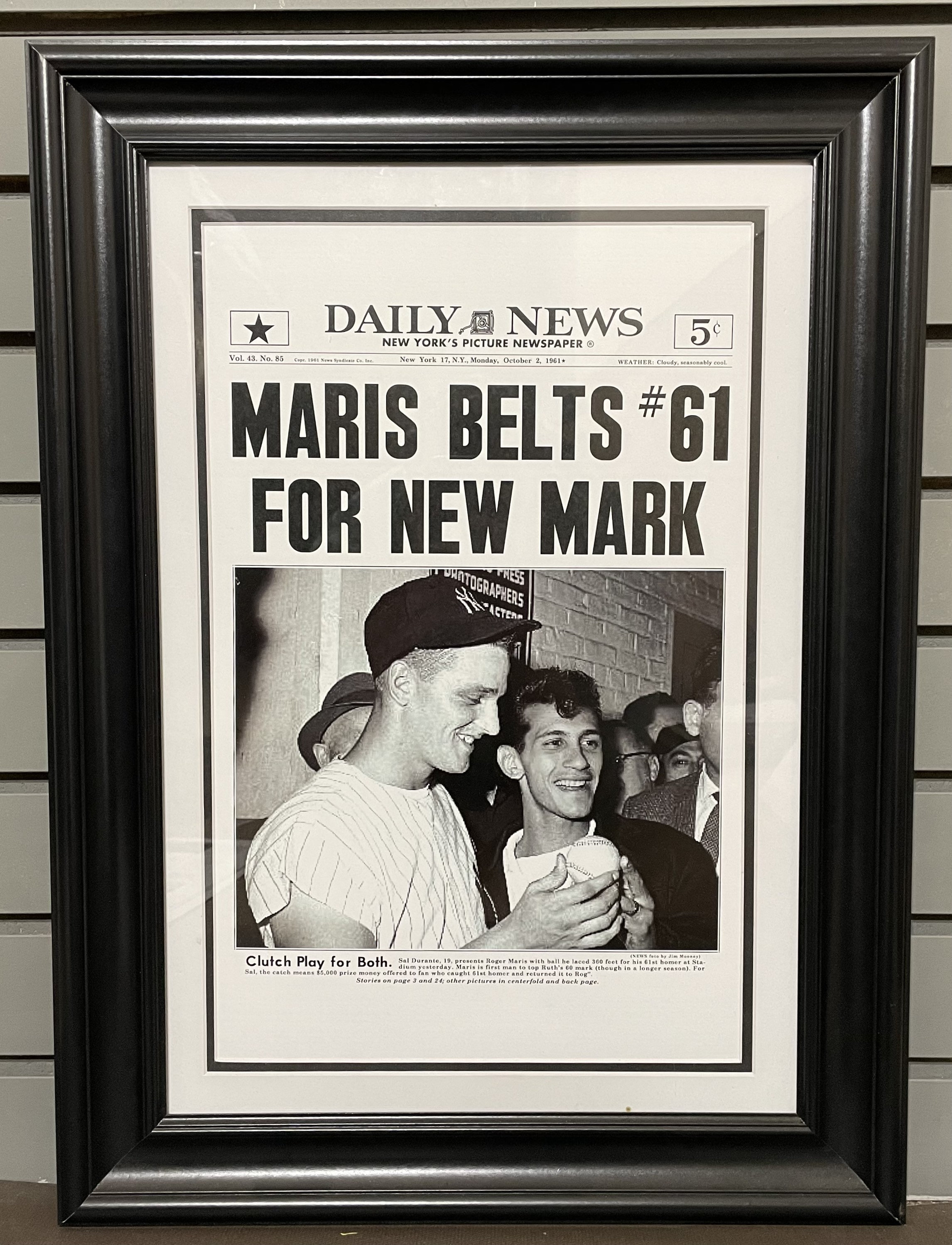 1961 Roger Maris Home Run Record 61 Framed Front Page 