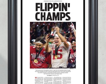2025 Indiana Football "Flippin' Champs!" Big Ten Champions 13-10 vs. ingelijste krant Ohio State
