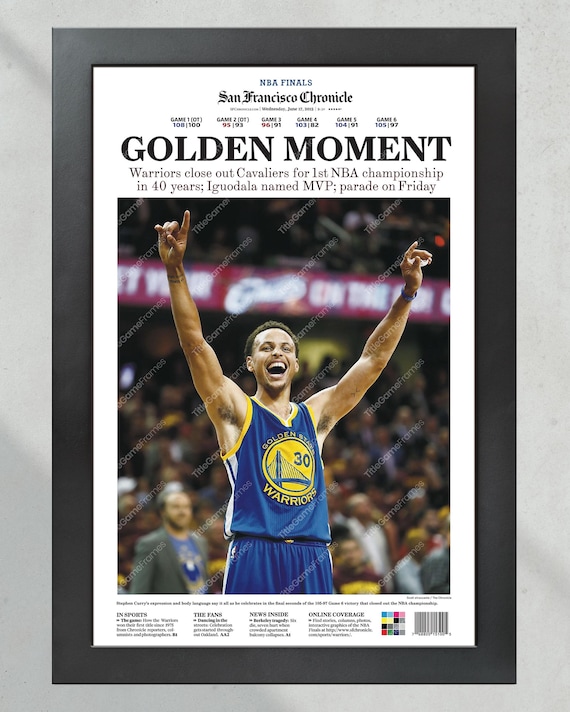Periodico enmarcado de primera plana con el mensaje MOMENTO DORADO de los Golden State Warriors 2015 campeones de la NBA Etsy Espana