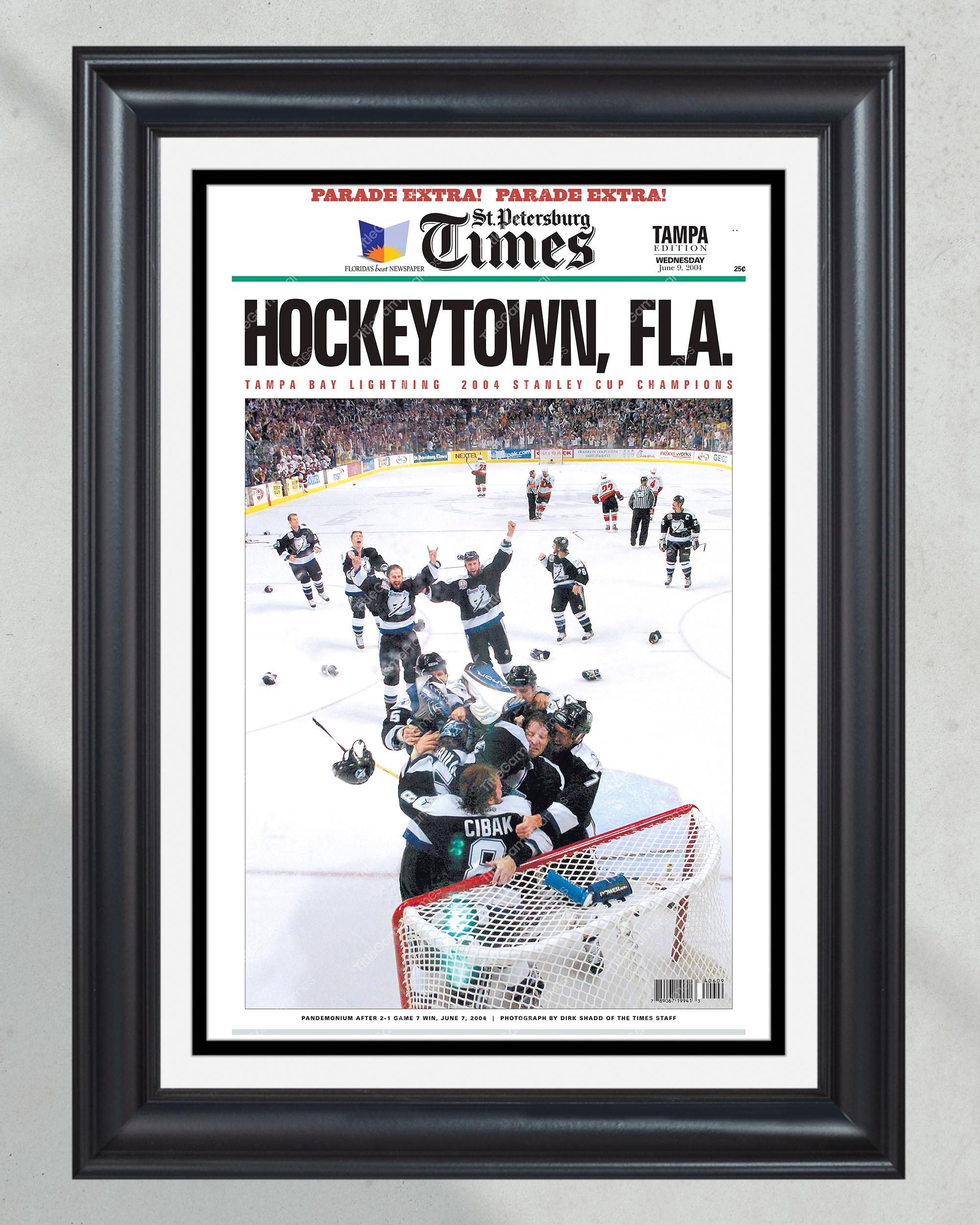 2004 Tampa Bay Lightning Stanley Cup Champions 'HOCKEYTOWN' Framed Newspaper Front Page Print PT60899