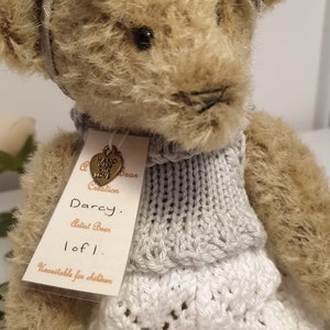 Darcey, a ooak handmade artist bear zdjęcie 1