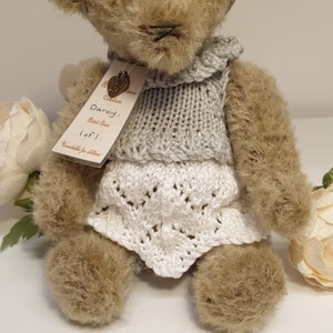 Darcey, a ooak handmade artist bear zdjęcie 3