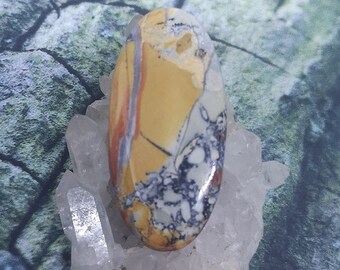 Natural stone untreated genuine gemstone Shattuckit cabochon oval 37,4x27,8 mm 61 ct