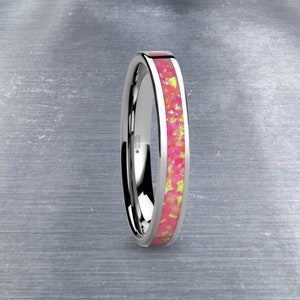 Leuchtender Heißrosa Opal Flake Inlay Tungsten Ehering für Frauen
