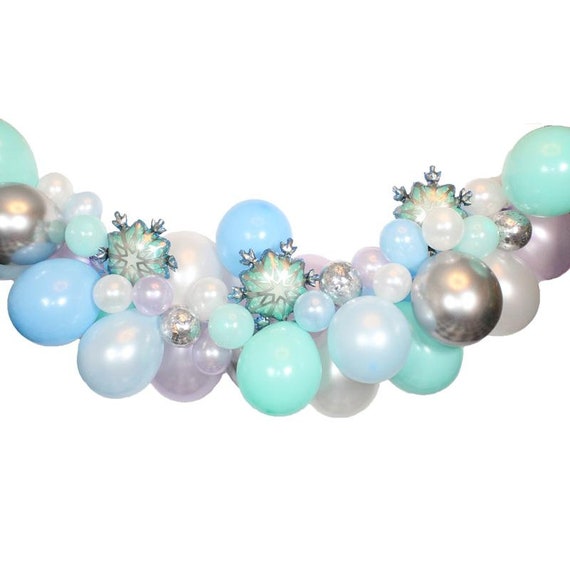 FROZEN Balloon Garland Kit, 6 Foot Long, Winter Wonderland Party, Christmas Party Garland,Snowflake Garland, Comes with all you will need! Il_570xn