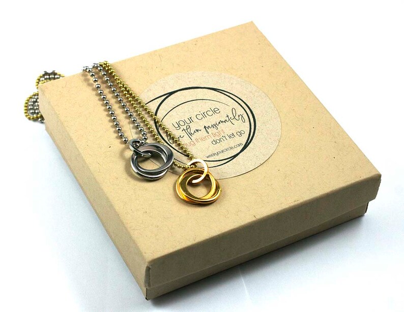 Boyfriend Birthday Necklace \u2022 Gift for Boyfriend \u2022 Two Connecting Circles Jewelry \u2022 Boyfriend Jewelry \u2022 Boyfriend Gift Card \u2022 Gift for Him