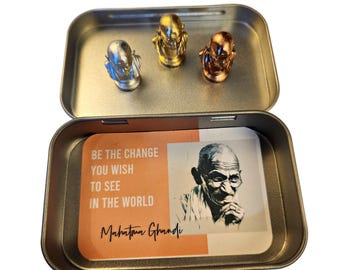 GANDHI Hinge Heads – Mahatma Gandhi Hinge Magnet Set of 3, Inspirational Resin Miniatures