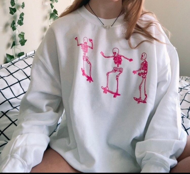 Designssbyclara Preppy, Aesthetic, Crew Neck Sweatshirt with Pink Skateboarding Skeleton Screen Print Design, Women's Clothing, Oversized Sweatshirt