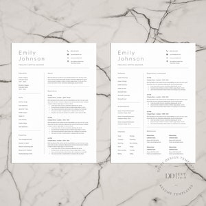 Może przedstawiać: Czarno-biały szablon CV z nazwą Emily Johnson i tytułem Freelance Graphic Designer. CV zawiera sekcje dotyczące doświadczenia, umiejętności, oprogramowania i referencji.