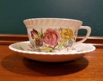 Set of 4 Garden Bouqet Tea Cups by Johnson Brothers