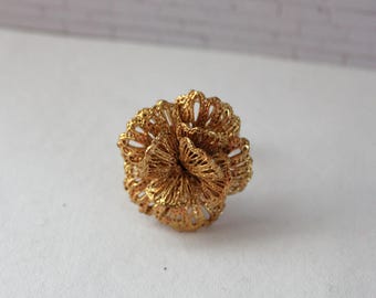 Stella & Dot Gold Flower Ring