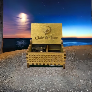 Caixa de música de madeira Clair de Lune com compartimento para lembranças | Versão de corda e manivela | Gravação personalizada | Presente perfeito para amantes da música