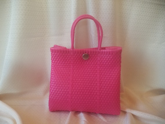 hot pink side bag