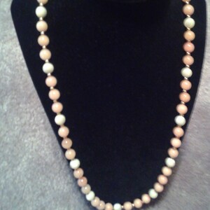 Peach agate and Mother of Pearl Beaded Necklace
