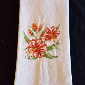 WHITEWRAP Flour Sack Dish Towels | Cotton Dish Towels for Drying Dishes|  Absorbent Kitchen Towels for Cleaning| Christmas Tea Towels for Embroidery