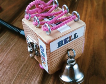 Regalo ucraniano para bebé, juguete educativo Montessori, cubo de viaje ocupado, idea de regalo de bebé para una niña o niño