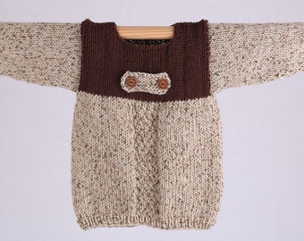 Trachten-Landhaus-Strickpullover in Beige mit Riegel, handgestrickt!