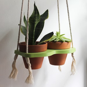 4in Plant Hanger / Indoor Planter / Macrame Planter / Plant Hanger / Terracotta Pot / Medium Pot / Pothos / Peperomia / Cotton Rope / Pla