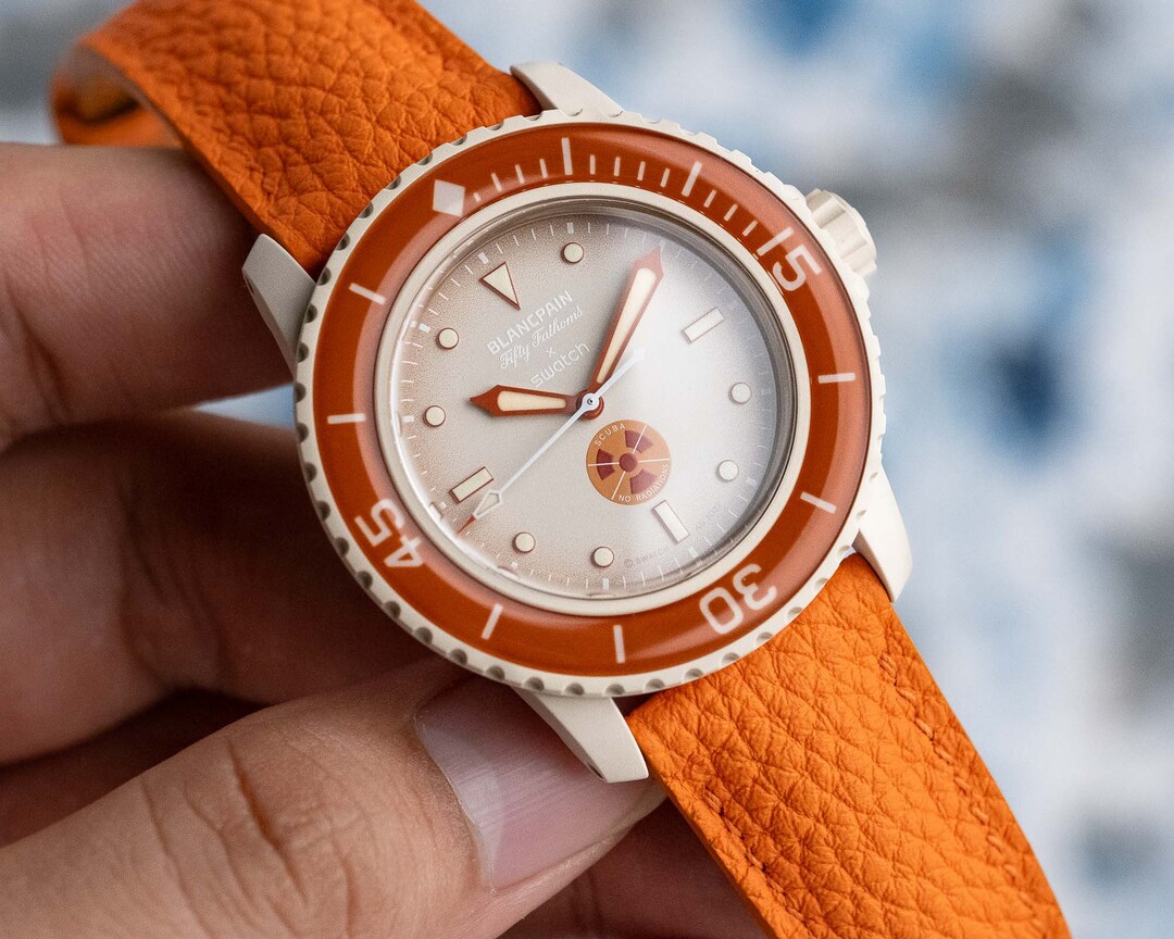 ブランパン×スウォッチアークティックのオレンジトーゴ