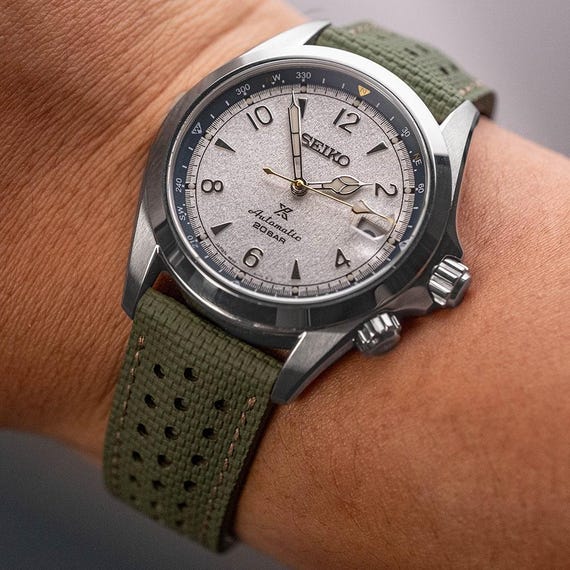【非売品】Grand Seiko オリーブグリーン レザーストラップ オリーブグリーンのセイルクロスラリーストラップ - Etsy 日本