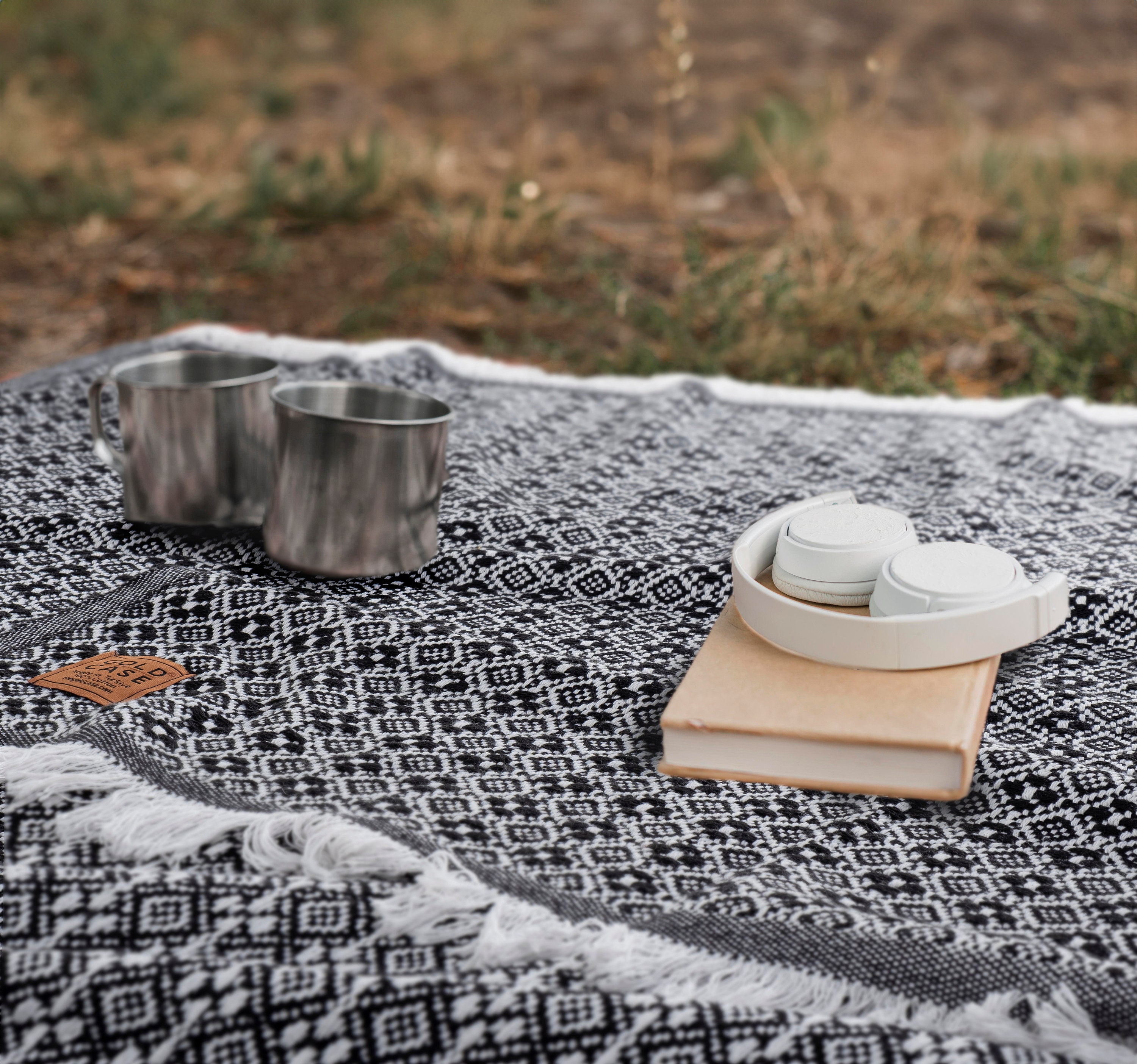 Retro Throw & Blanket Series by GOLD CASE 50x60 Inches Super Soft 100