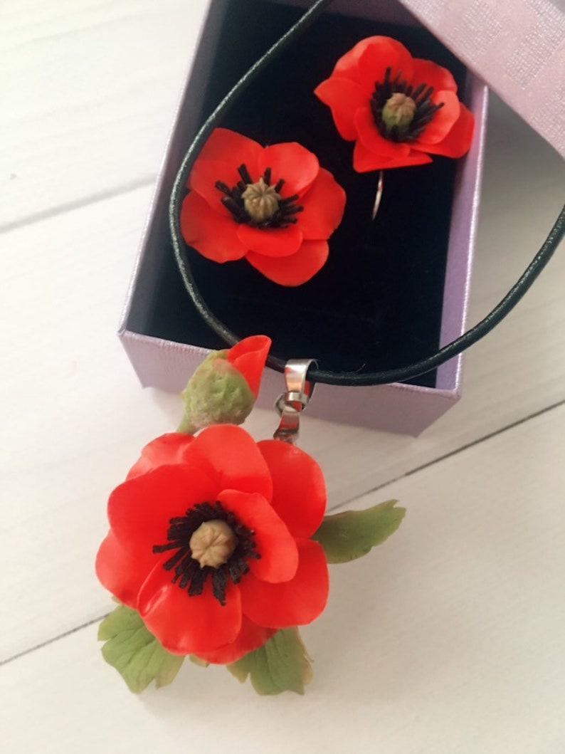 Floral jewelry set Poppy jewelry Red flower set Poppy flower Polymer clay flowers 4th anniversary gift